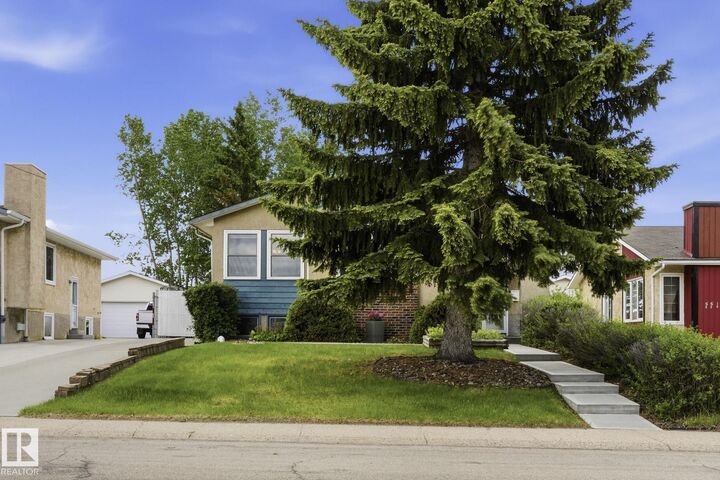 Property Photo:  5511 10 Avenue NW  AB T6L 1Y5 