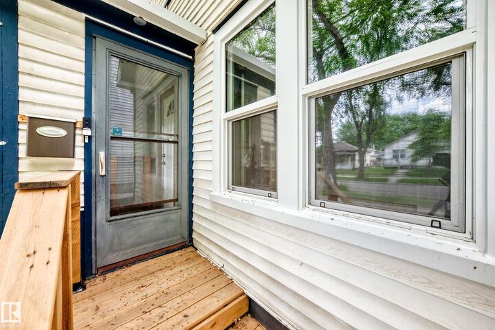 Property Photo:  12121 64 Street NW  AB T5W 4J8 