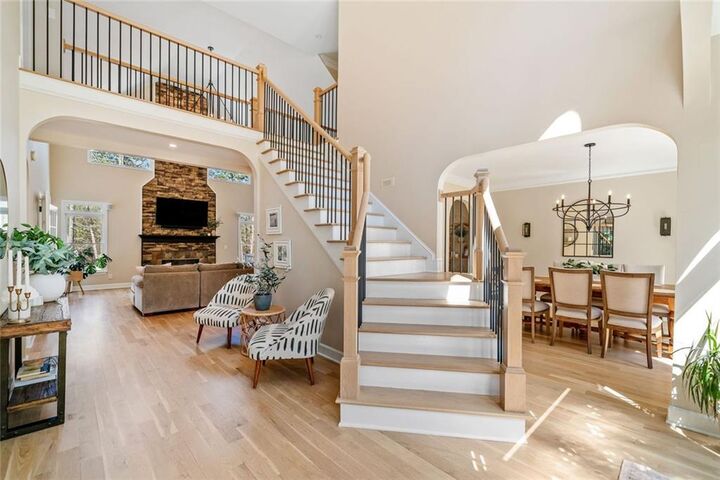 Property Photo:  422 Lovingood Landing Drive  GA 30189 
