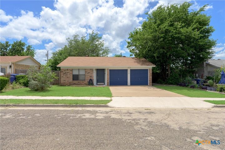 Property Photo:  115 W Hogan Drive  TX 76522 