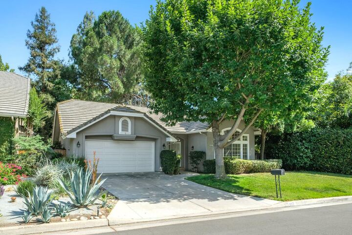 Property Photo:  807 E Brighton Lane  CA 93720 