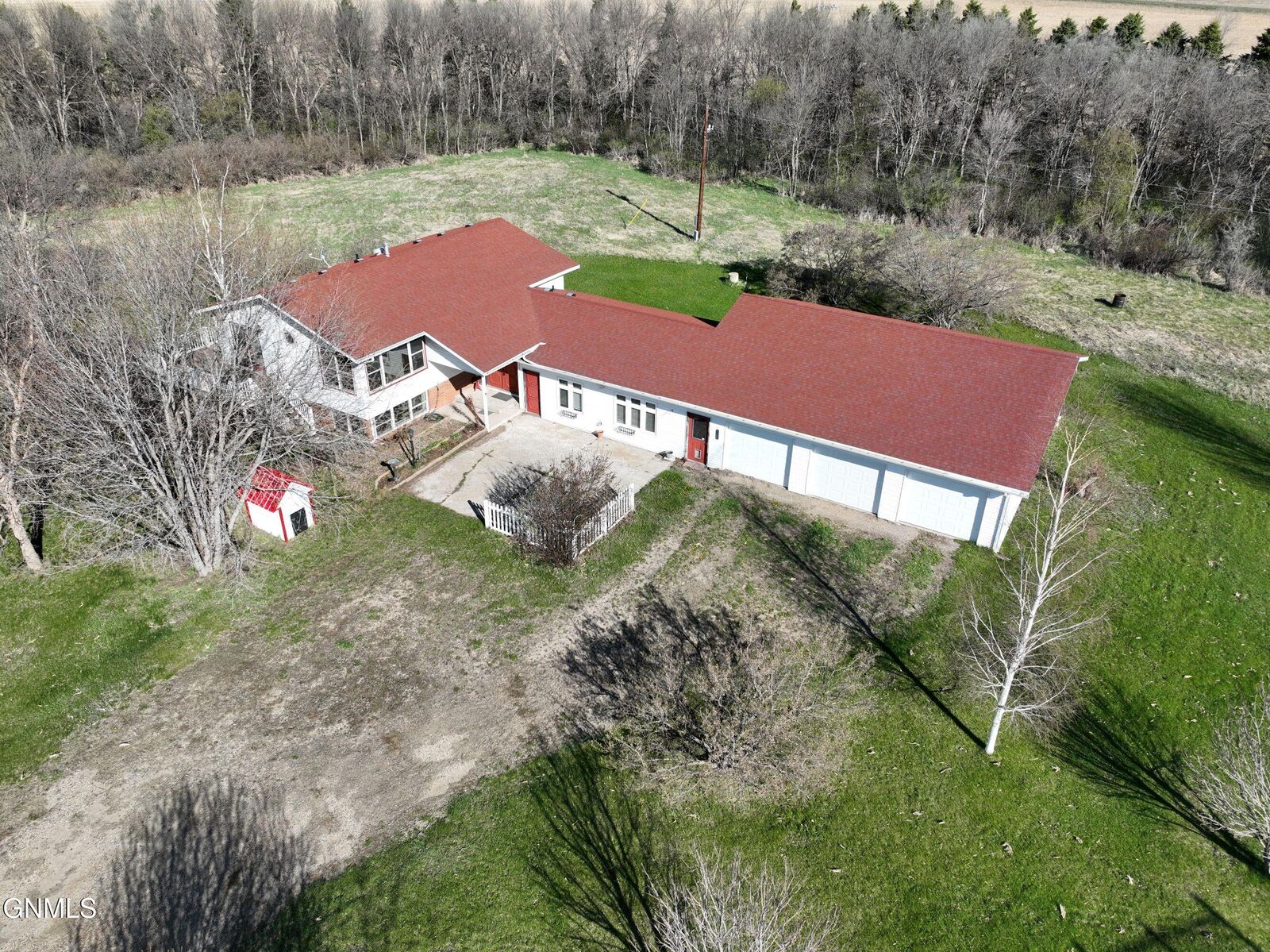 Property Photo: 9537 38th Avenue SE ND 58413