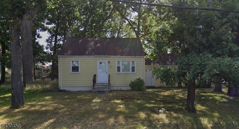 Property Photo: 906 Englishtown Rd NJ 08857