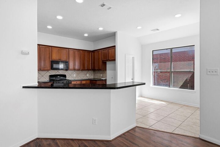 Property Photo:  17215 Fernchase Court  TX 77095 