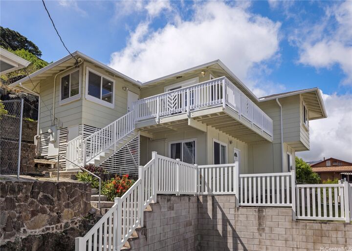 Property Photo:  1720E Palolo Avenue  HI 96816 