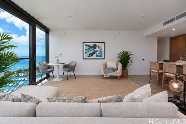 Property Photo: 333 Ward Avenue 3510 HI 96814