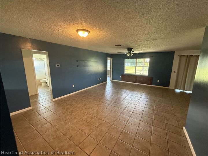 Property Photo: 300 Cherry Tree Drive FL 33876