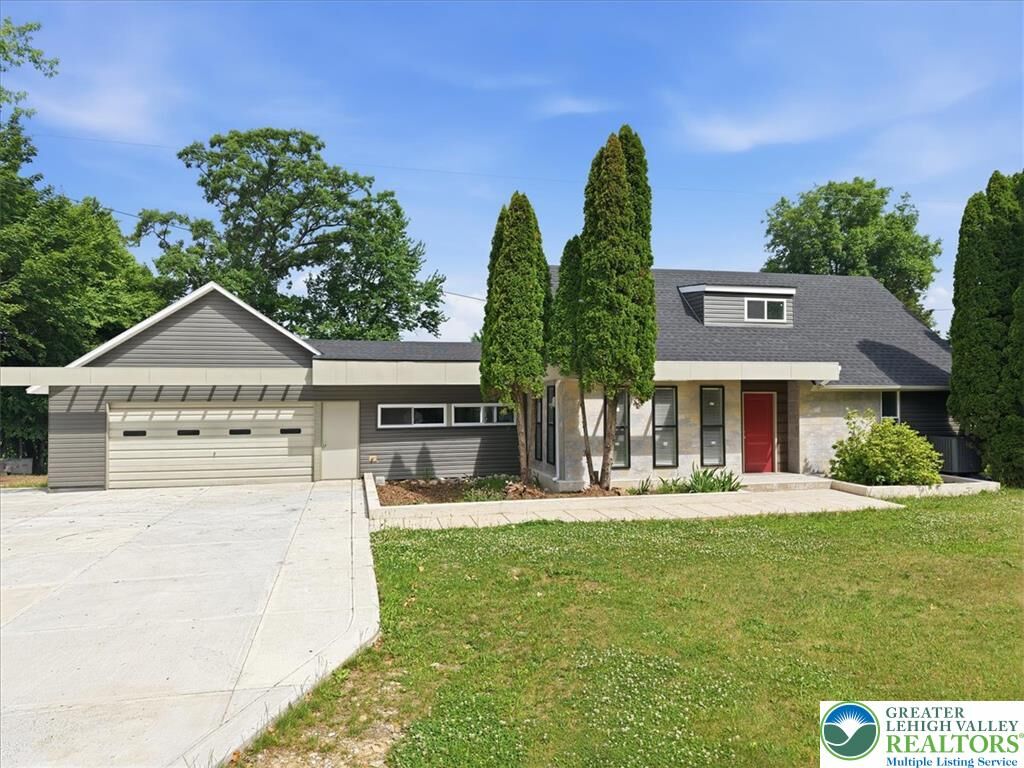 Property Photo: 6610 Pa-873 PA 18080
