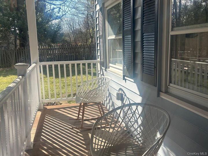 Property Photo:  527 Zena Road  NY 12498 