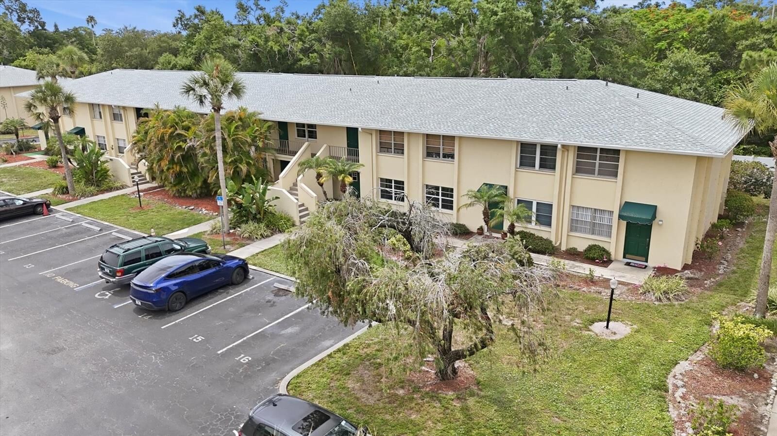 Property Photo:  4805 Rilma Avenue 106  FL 34234 