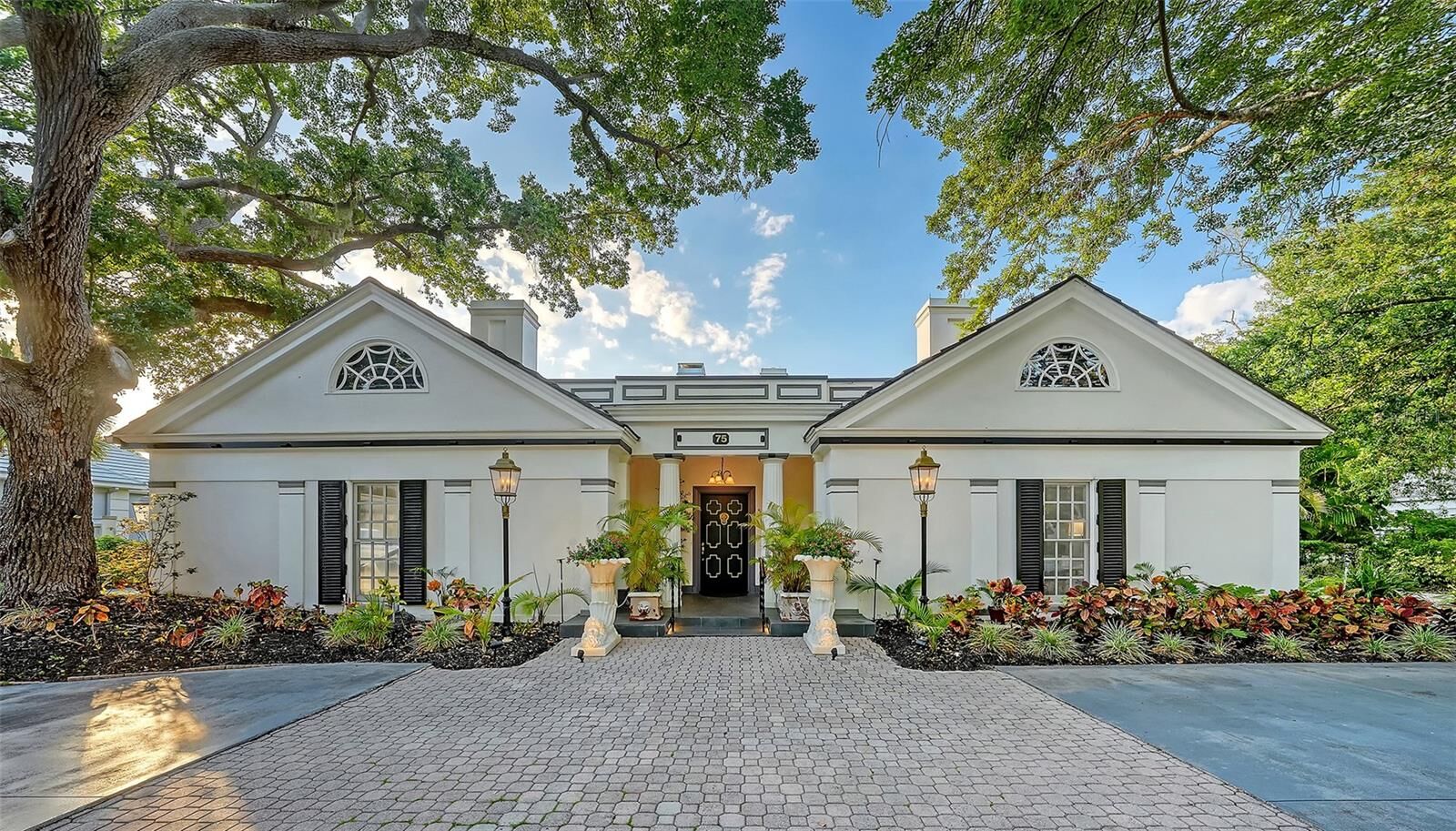 Property Photo:  75 Osprey Point Drive  FL 34229 
