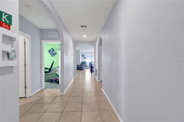 Property Photo: 5709 Shaker Palm Place FL 34771