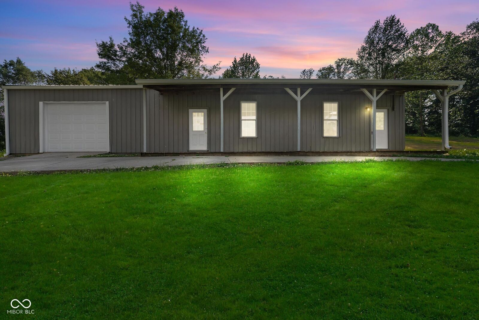 Property Photo: