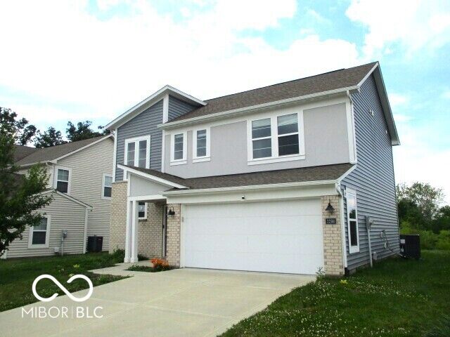 Property Photo:  2298 Trefoil Drive  IN 46168 