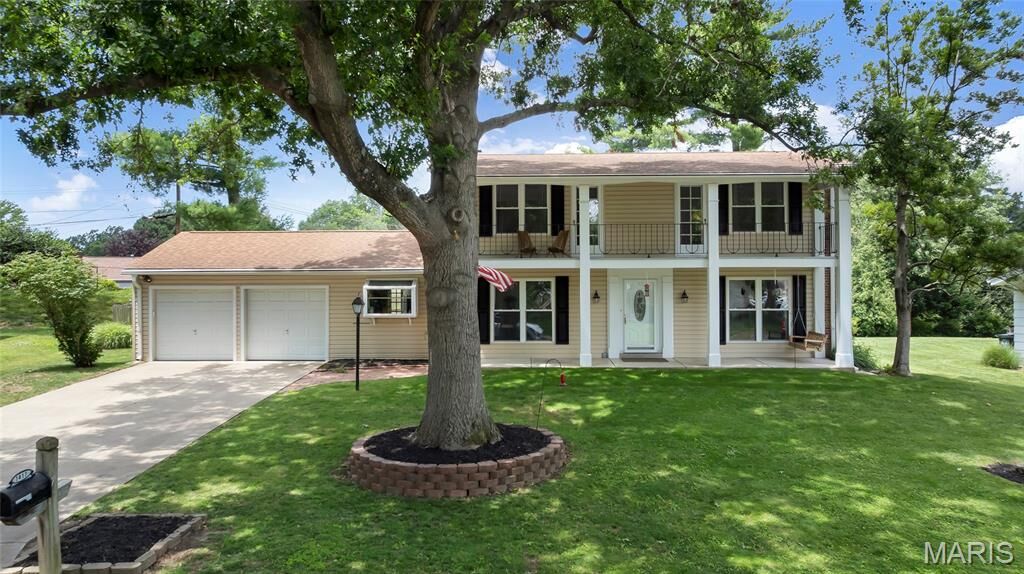 Property Photo:  1417 Sunview Drive  MO 63146 