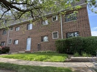 Property Photo: 3250 Sanders Road 10C IL 60062