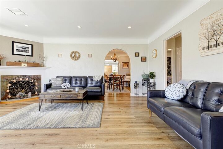 Property Photo:  11316 Sunshine Ter  CA 91604 