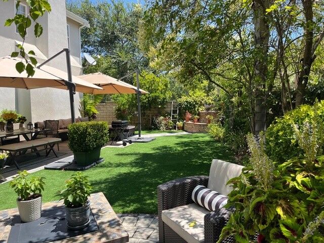 Property Photo:  27088 Channel Lane  CA 91355 