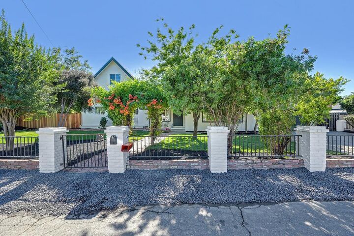 Property Photo: 3317 Vienna Avenue CA 95608