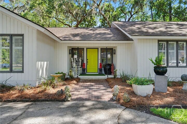 Property Photo: 2 Mackay Lane GA 31411