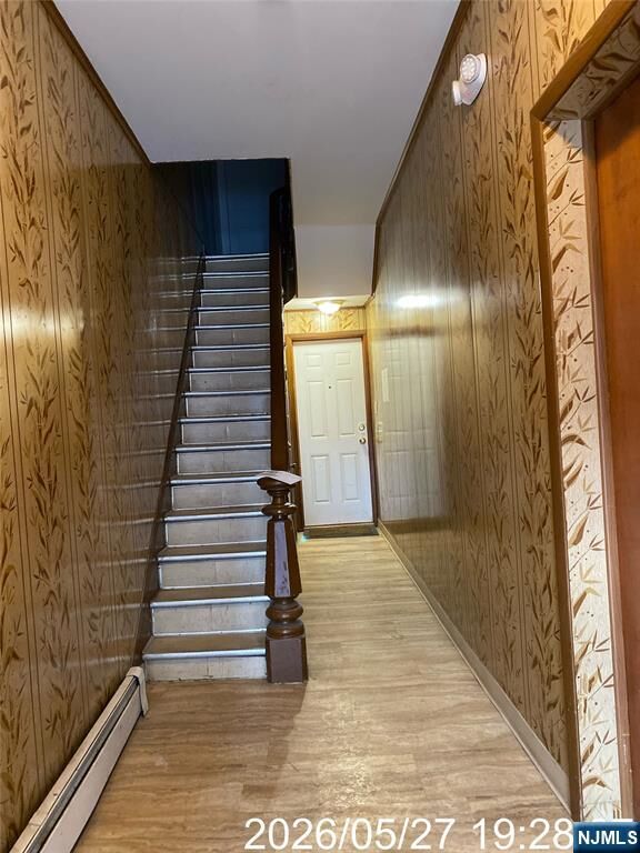 Property Photo:  217 Walnut Street 2  NJ 07105 