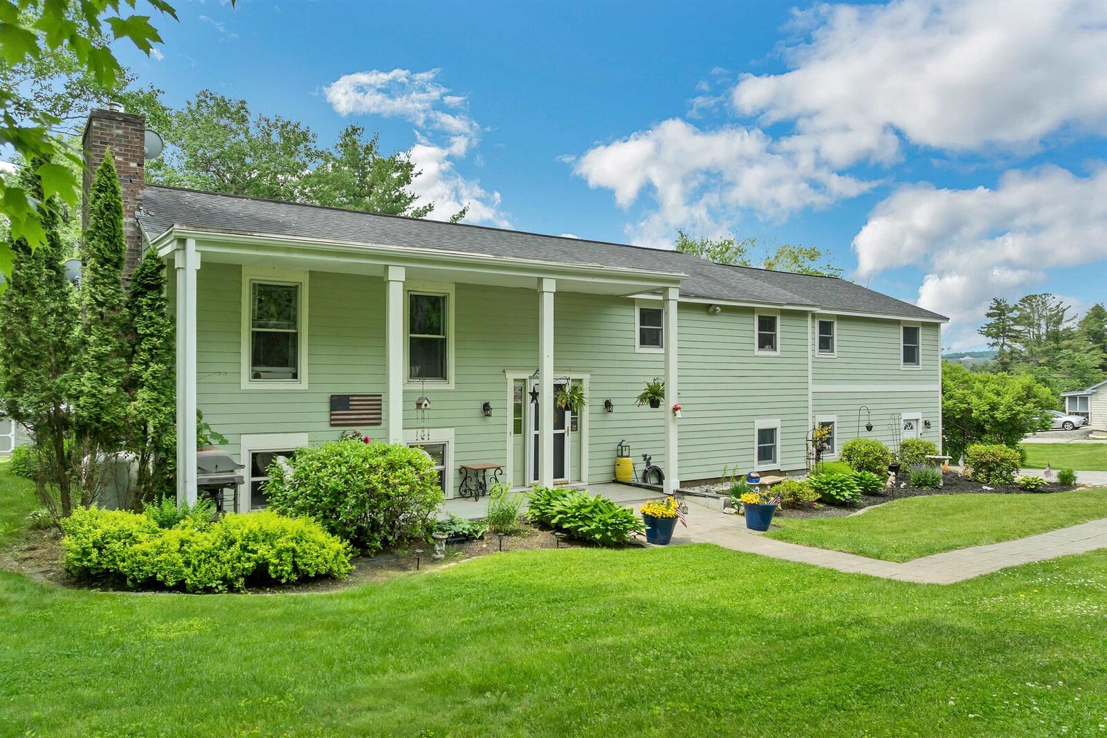 Property Photo: 7 Barnard Ridge Road NH 03253