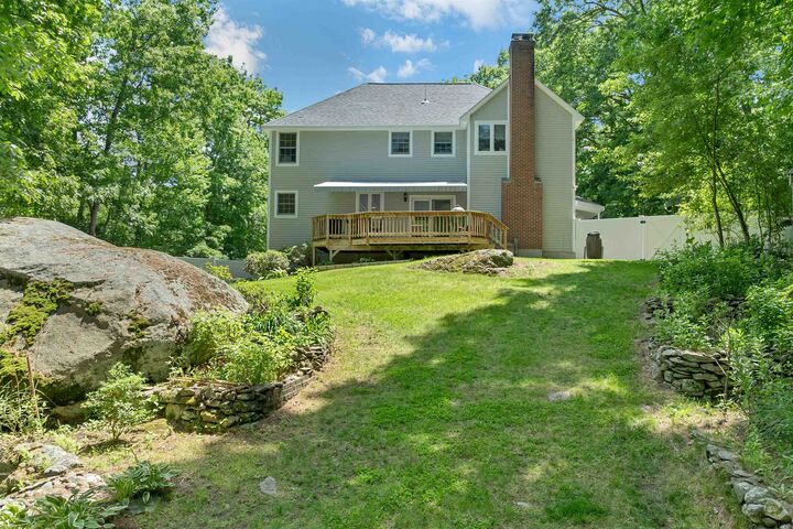 Property Photo:  76 Marblehead Road  NH 03087 