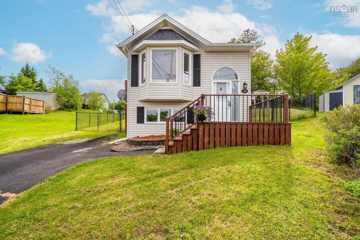 51 Bianca Court — photo 1