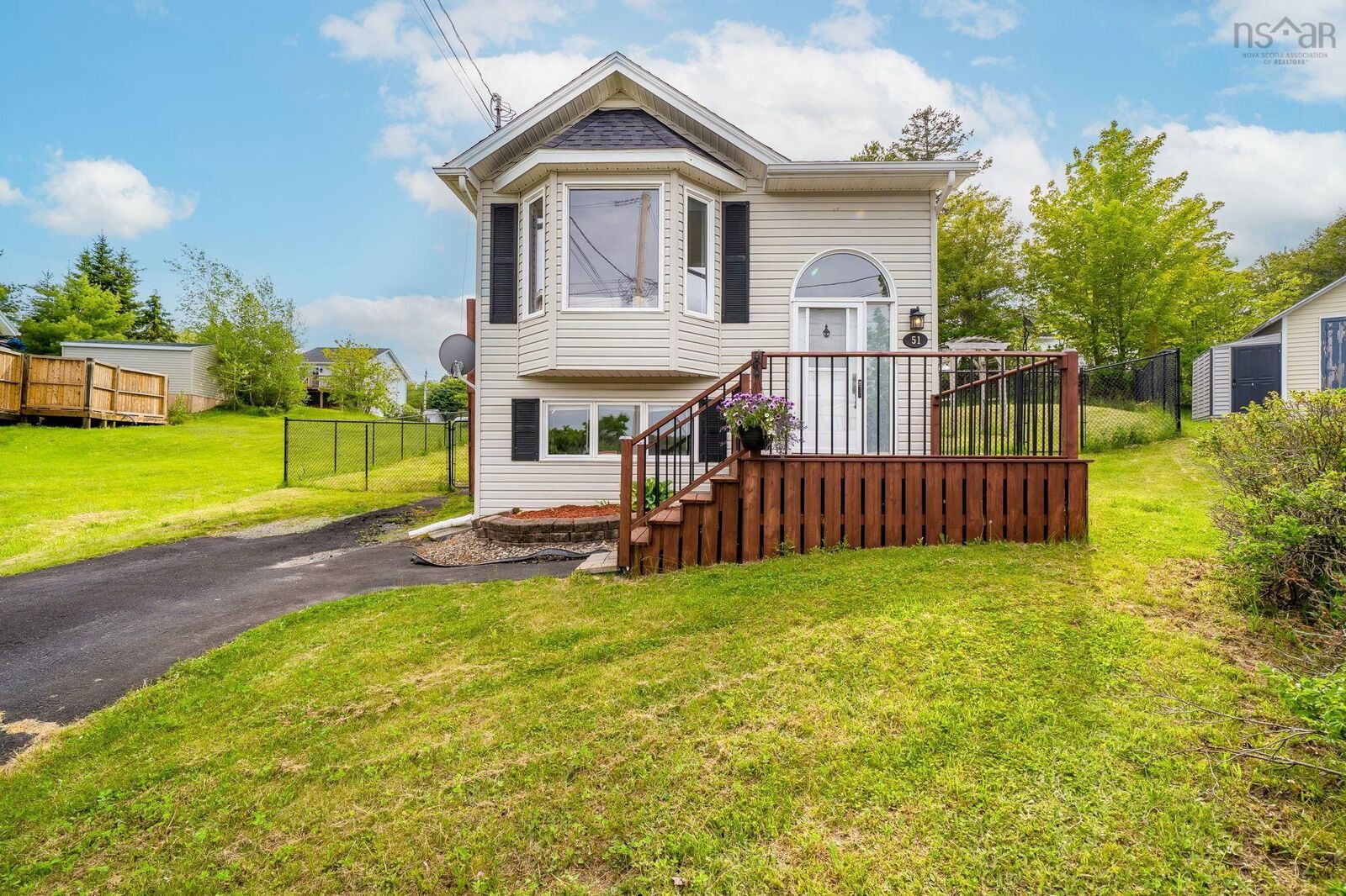 Property Photo: 51 Bianca Court NS B4E 3E2