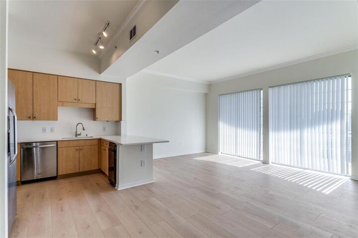 Property Photo:  3225 Turtle Creek Boulevard 1231  TX 75219 
