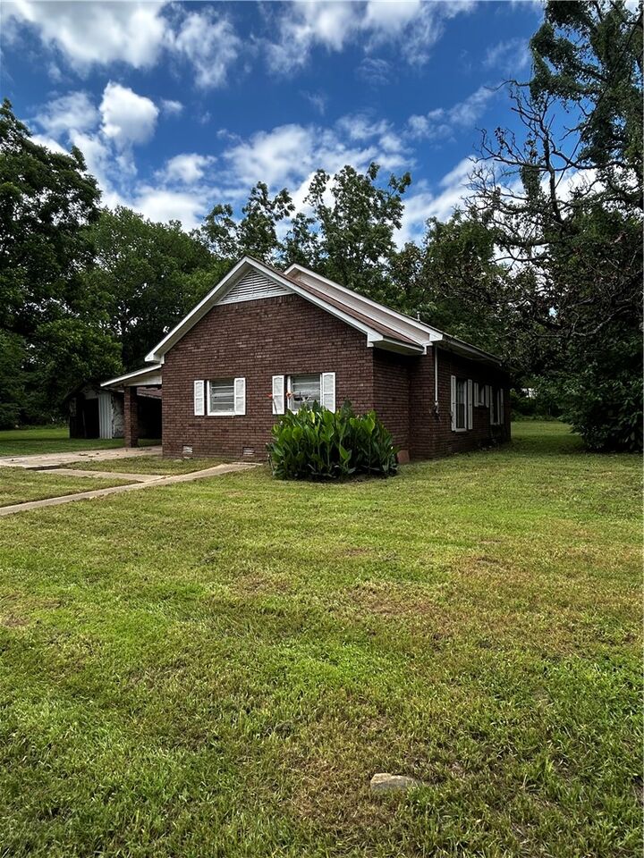 Property Photo:  277 Stephens Street  AR 72840 