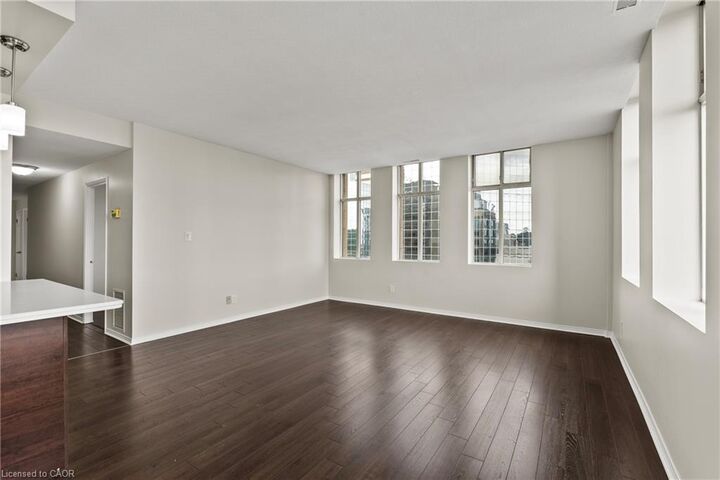 Property Photo:  36 James Street S 1402  ON L8P 4W4 