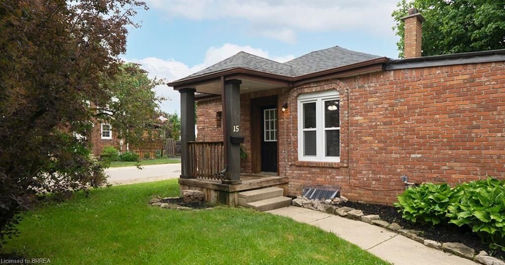 Property Photo: 15 Margueretta Street ON N3R 1M8