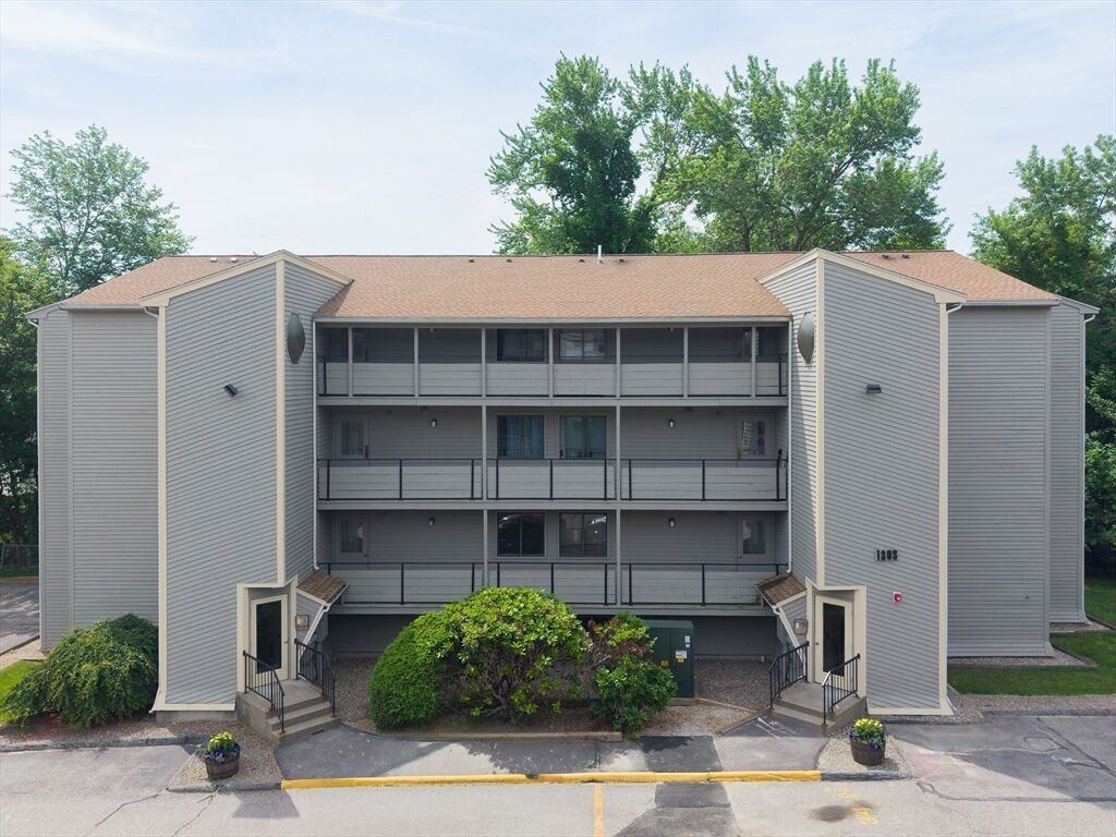 Property Photo:  1203 Grafton Street 39  MA 01604 