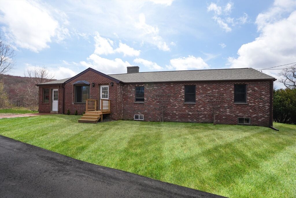 Property Photo:  1477 Dunhamtown Brimfield Rd  MA 01010 