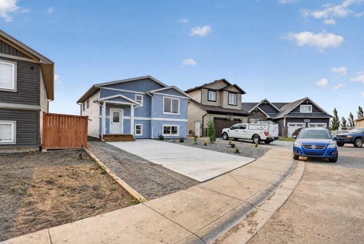 Property Photo: 4605 7 Street AB T0L 0V0