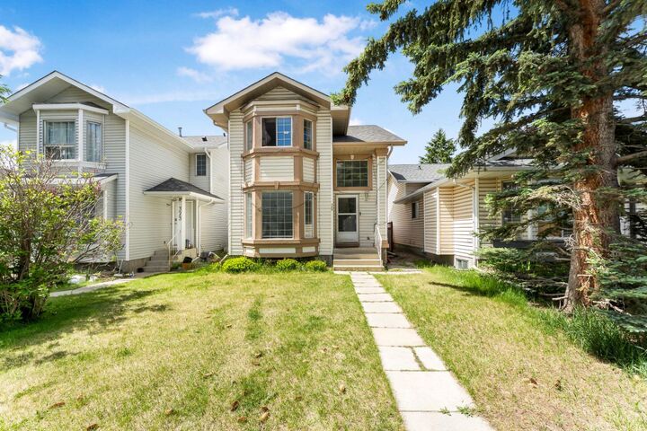 369 Martinwood Place NE — photo 1