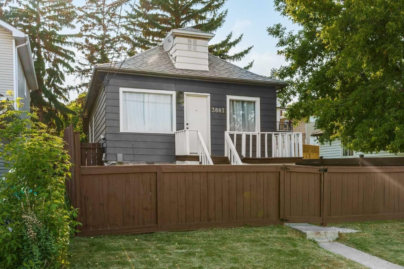 Property Photo: 3807 1 Street NE AB T2E 3E1