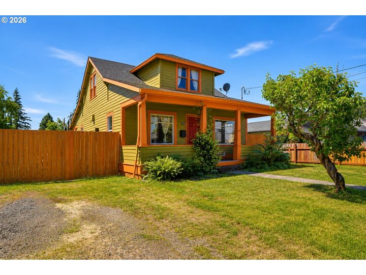 Property Photo: 5514 SE Malden St OR 97206