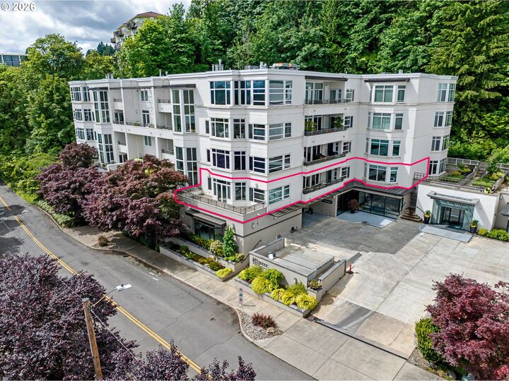Property Photo: 2445 NW Westover Rd 202 OR 97210