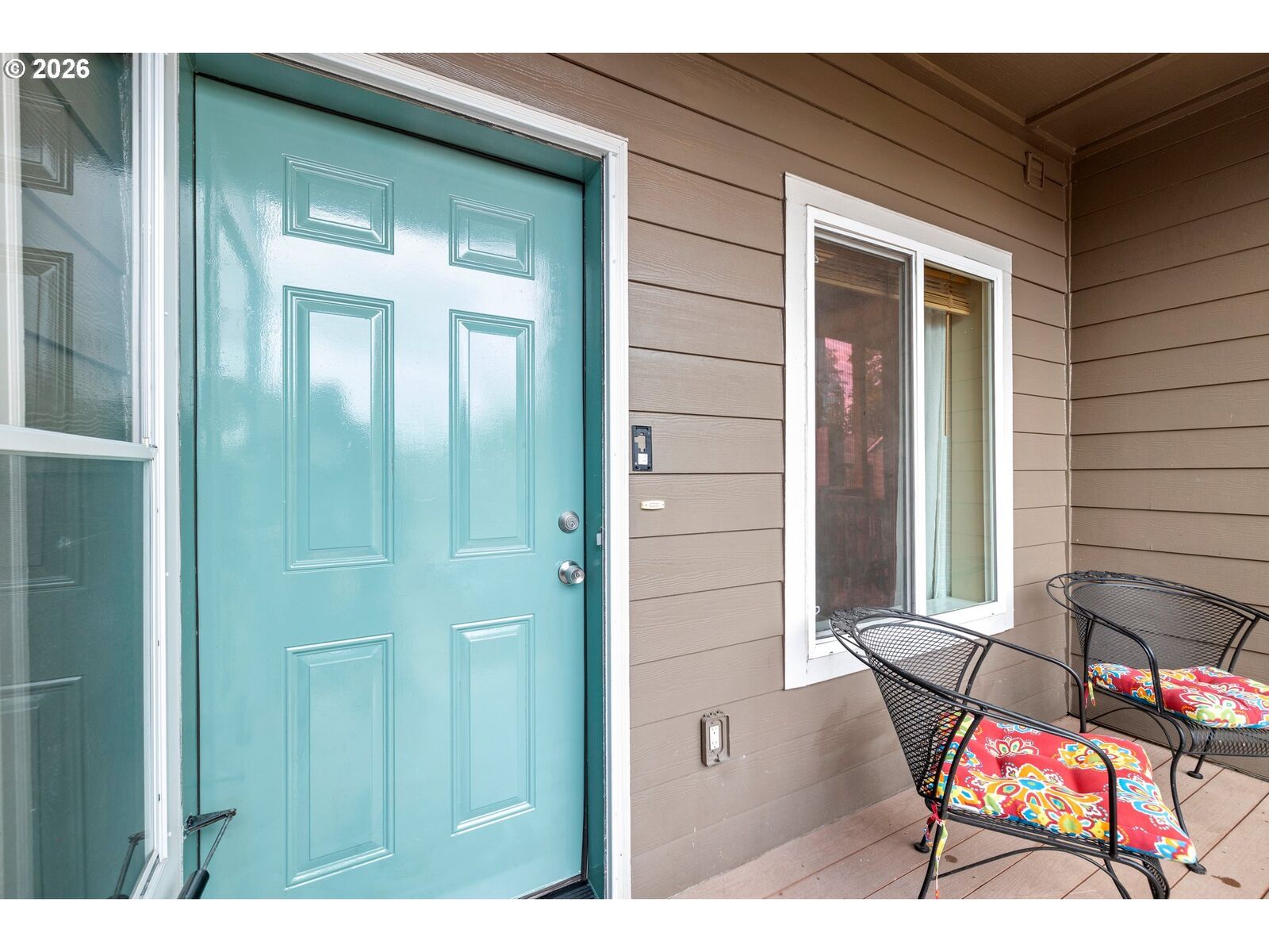 Property Photo: 695 SE 197th Ave OR 97233