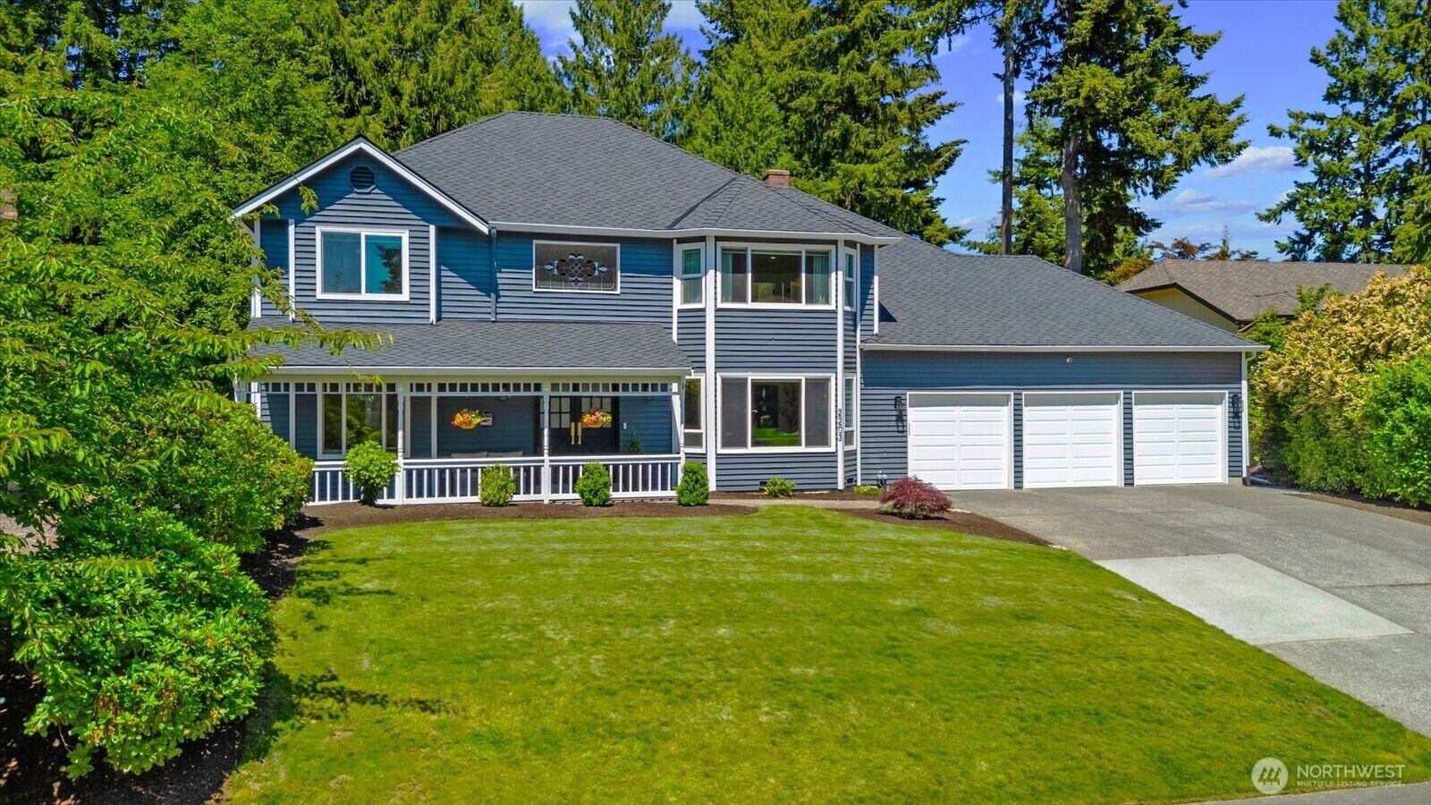 Property Photo: 2203 140th Place SE WA 98012