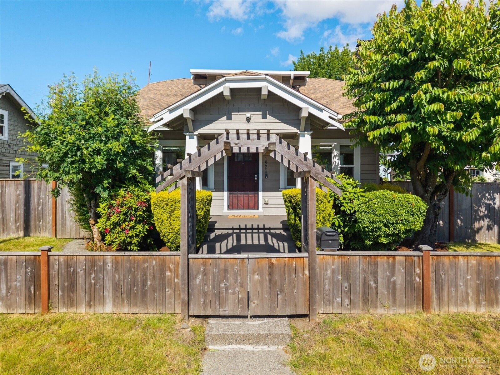 Property Photo:  1921  Martin Luther King Jr Wy  WA 98405 