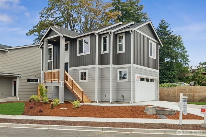 Property Photo: 24418 111th Avenue SE WA 98030