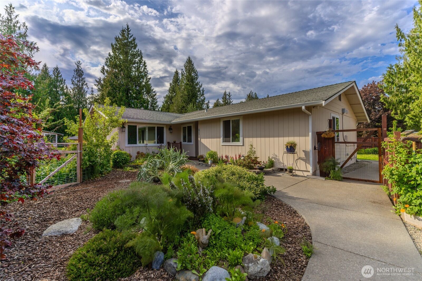 Property Photo: 61 Anderson Street WA 98339