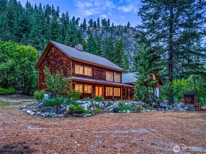 Property Photo: 4650 Navarre Coulee Road WA 98816
