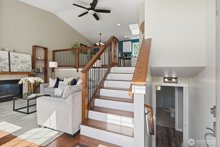 Property Photo:  1304  85th Drive NE  WA 98258 