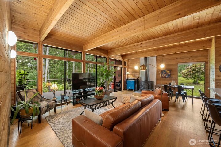 Property Photo: 16226 SE 231st Street WA 98042