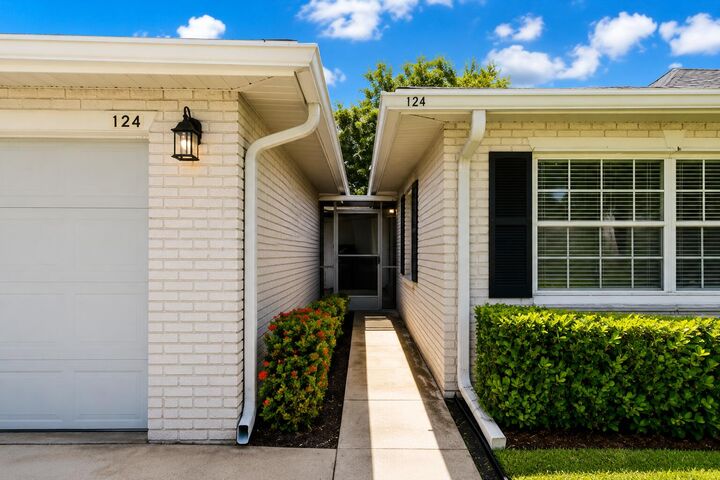 Property Photo:  10098 S 42nd Drive  FL 33436 