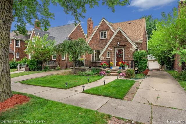 Property Photo:  7841 Bingham Street  MI 48126 